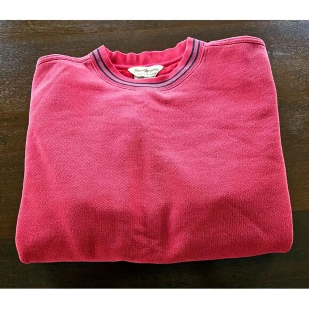 NORM THOMPSON Red Crewneck Sweatshirt L escape from the ordinarye